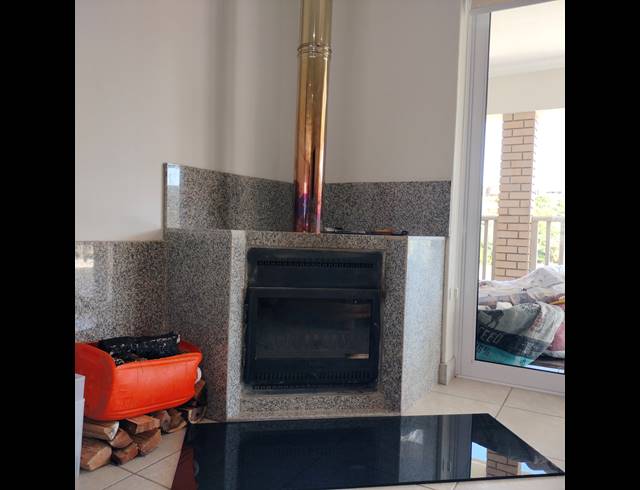 4 BEDROOM FREESTANDING FOR SALE IN DOLPHIN CREEK GOLF ESTATE